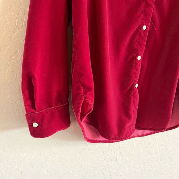 GAP red velvet button down blouse - Picture 4 of 5